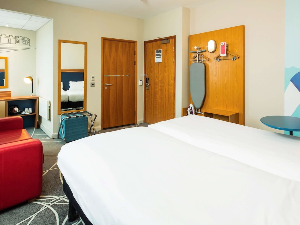 Room, 2 Twin Beds (The Duet) - Photo 6