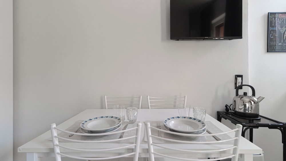 Apartment (0 Bedroom)