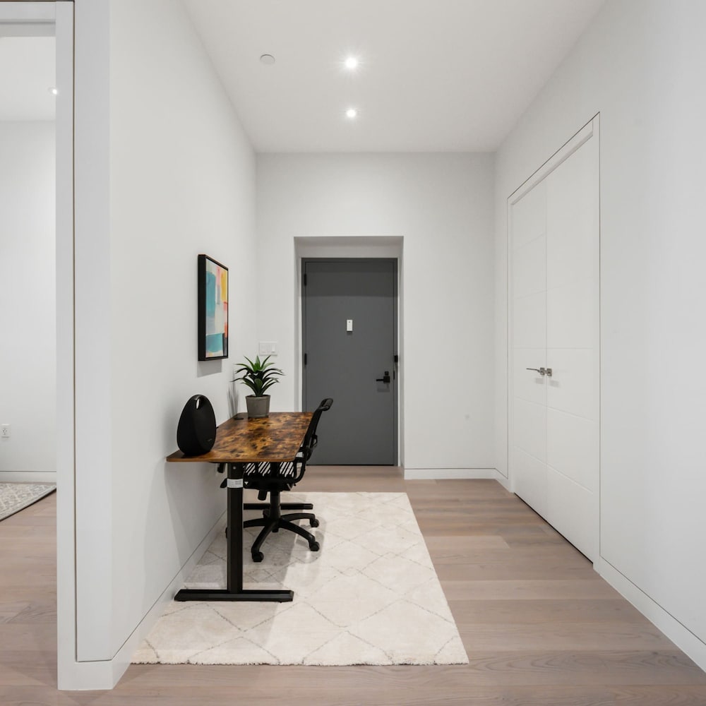 Riverbank I by Rove Travel 1BR UWS Townhome, Foto 15