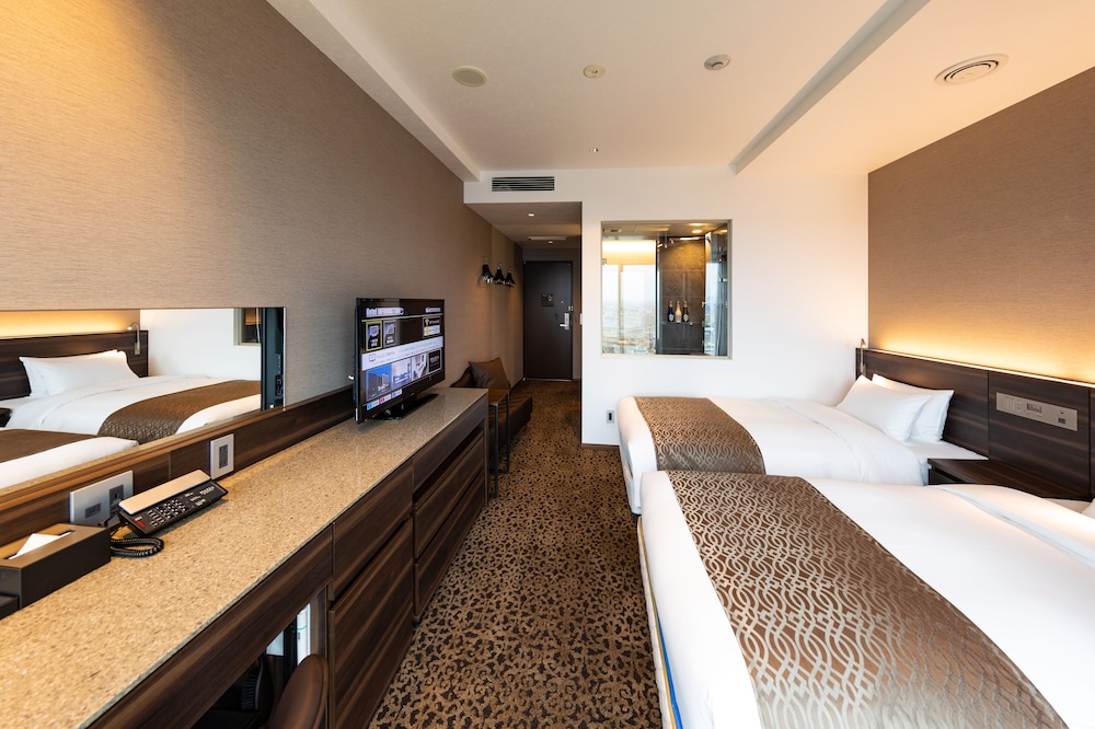 Moderate Twin, City View, Twin-beds×2