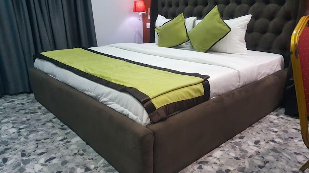 Deluxe Room, Balcony, City View photo 1