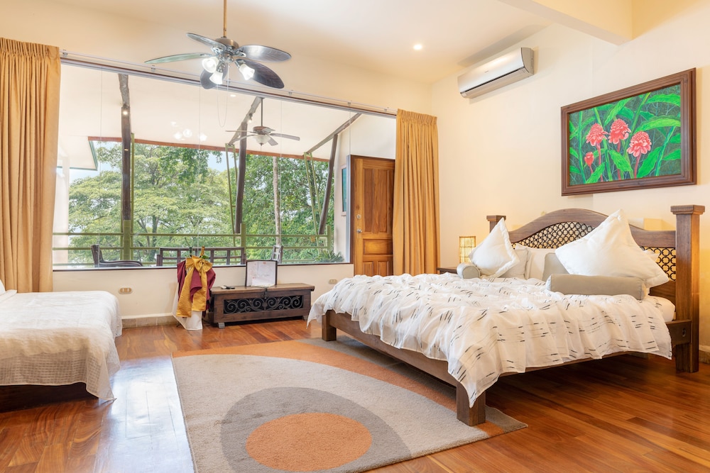 Deluxe Comfort Suite with Ocean View - Photo 1