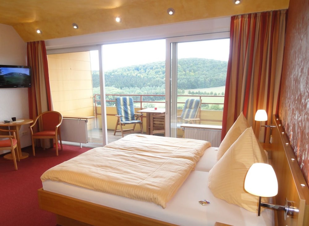 Comfort Double Room, Balcony - Photo 1