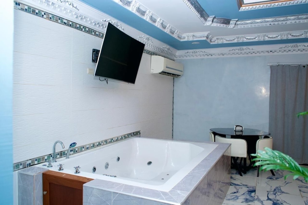 Luxury Room, City View photo 2