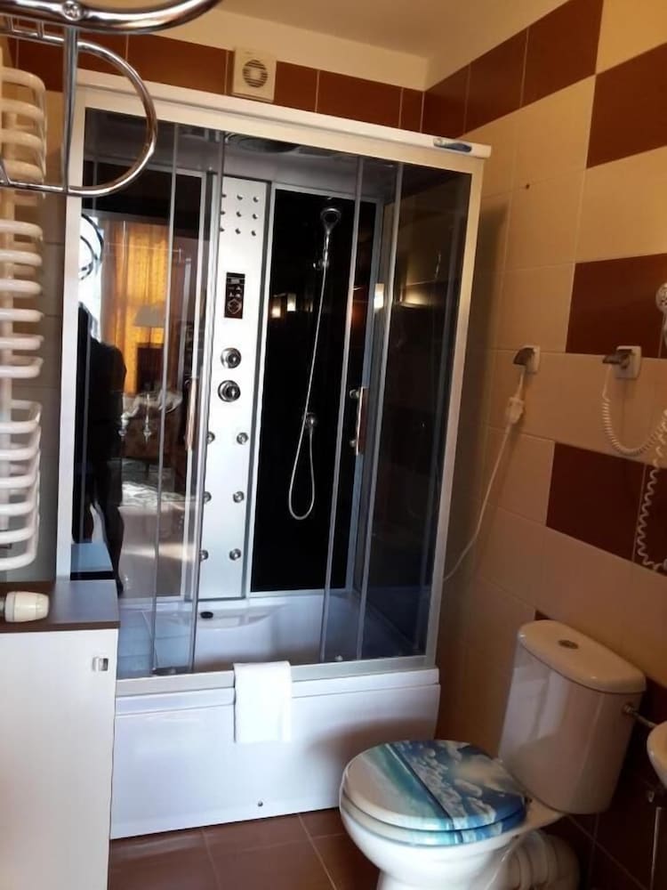 Deluxe Apartment, 2 Bedrooms, Balcony, Sea View photo 3