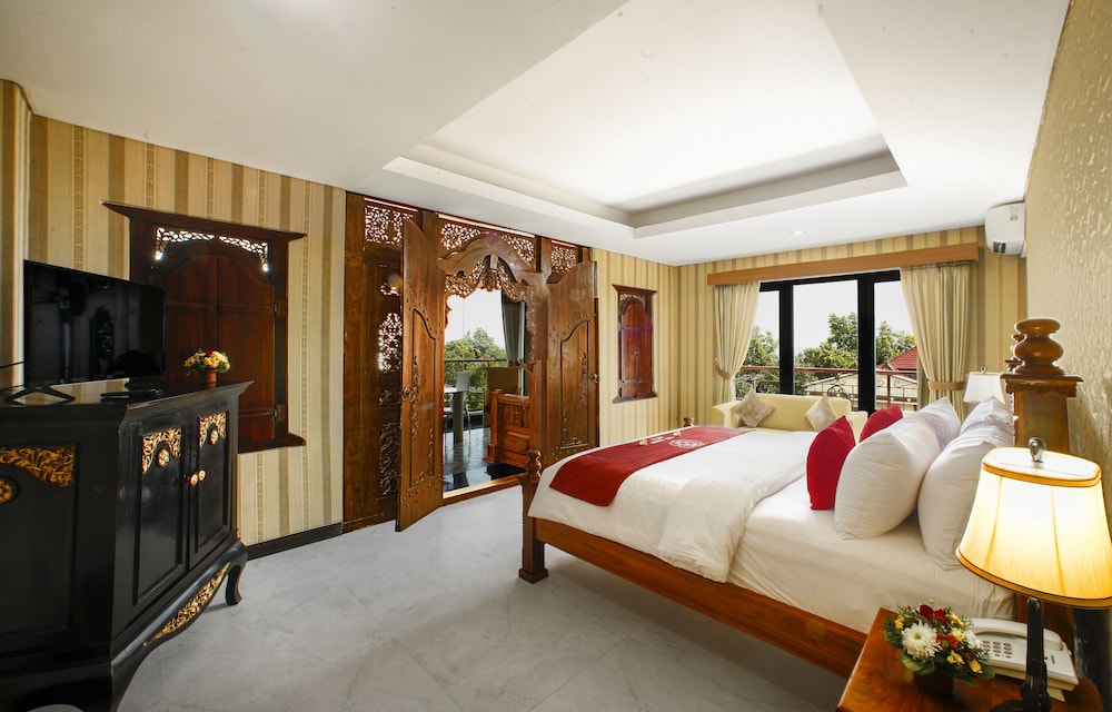 Presidential Suite King Bed