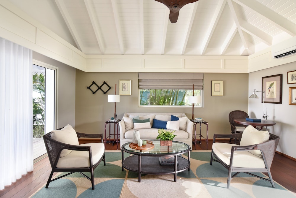 Ocean Bay Room(1 King Bed)