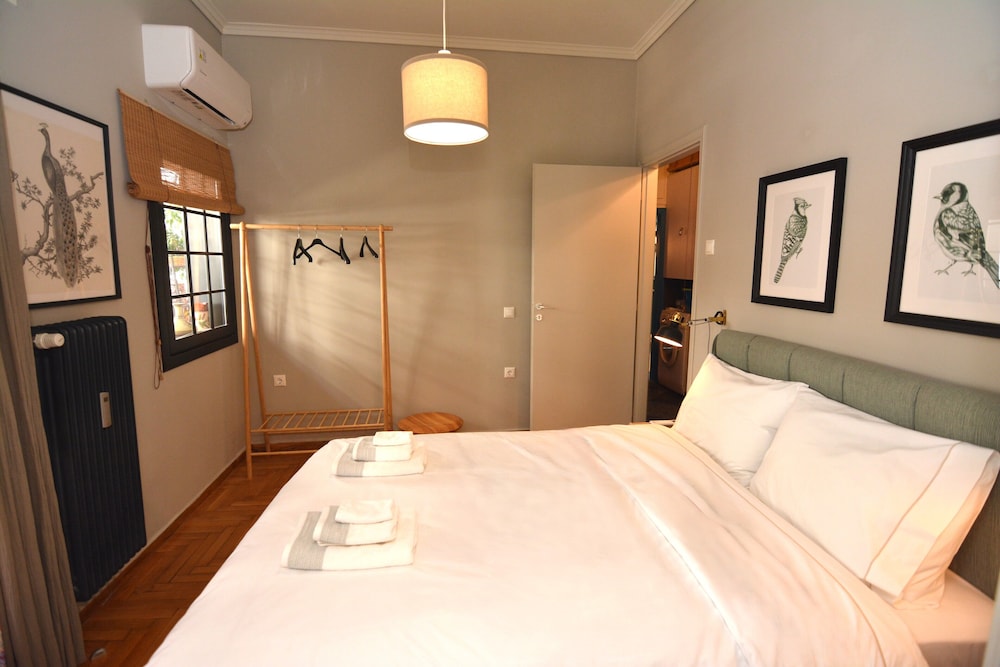 Apartment, Balcony
