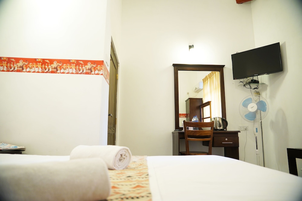 Standard Room without AC photo 2