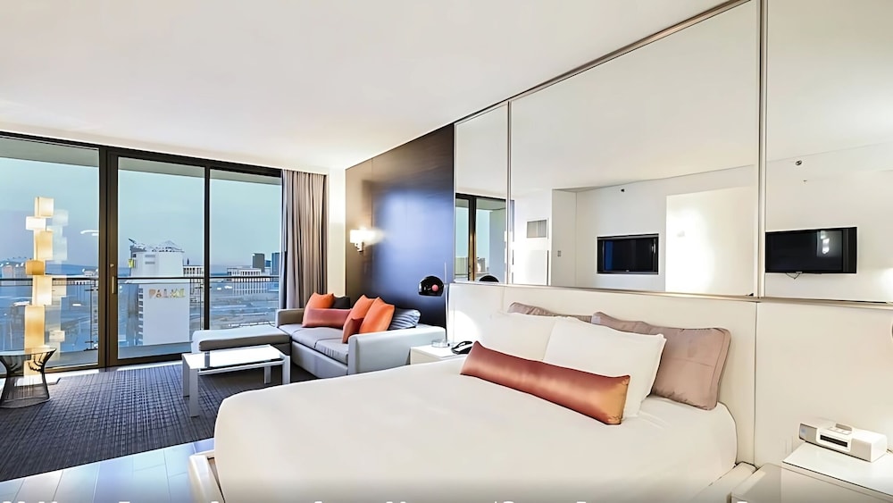 Luxury Balcony, Suite