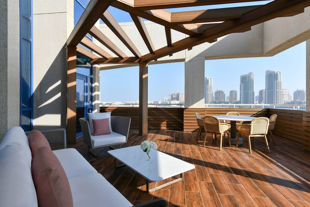 The Katara Suite, Club Lounge Access