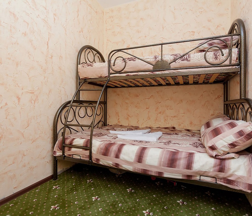 Economy Twin Room