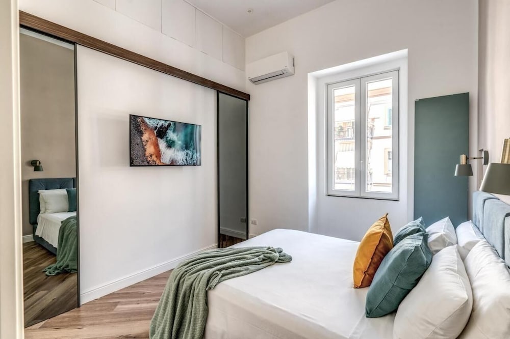 Deluxe Apartment, Balcony, City View