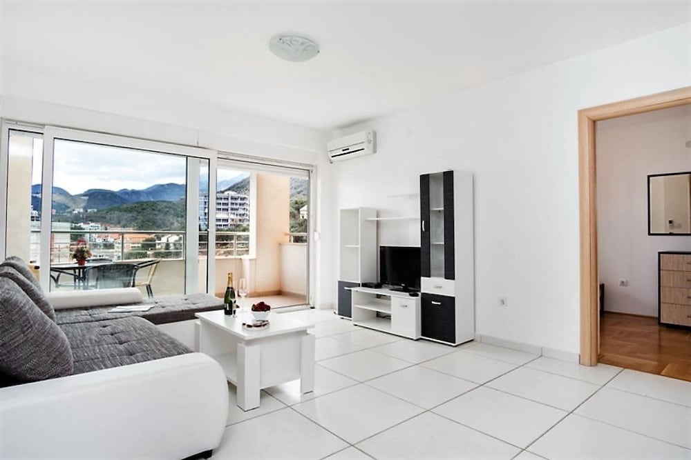 Apartment, 2 Bedrooms (9)