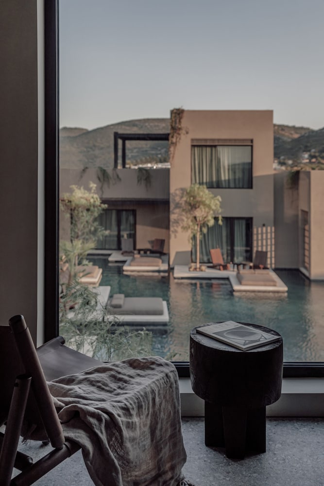 Junior Suite, Terrace, Pool View
