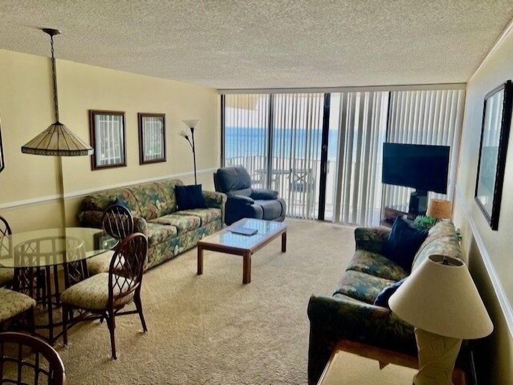 Condo, 1 Bedroom photo 1