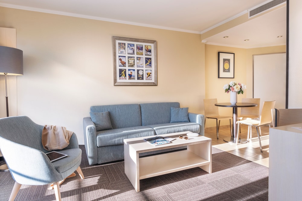 Apartment - Photo 4