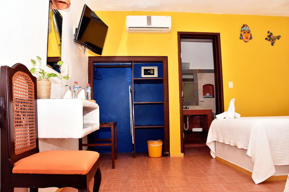 Traditional Double Room, Private Bathroom