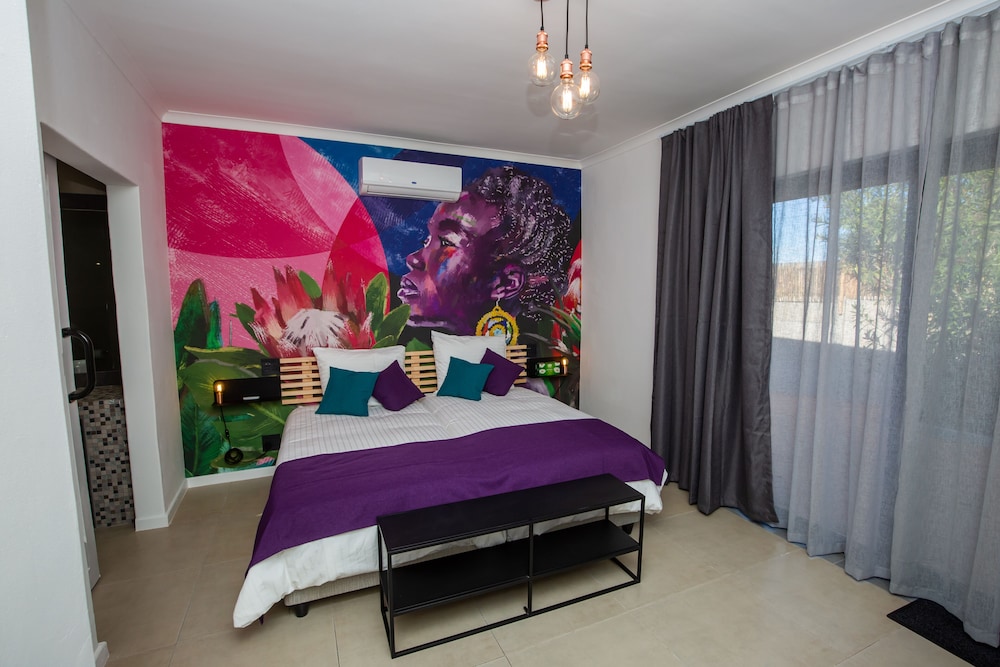 Classic Room 5= Amanzi=  double room with kitchenette, 2 single beds with or without topping photo 2