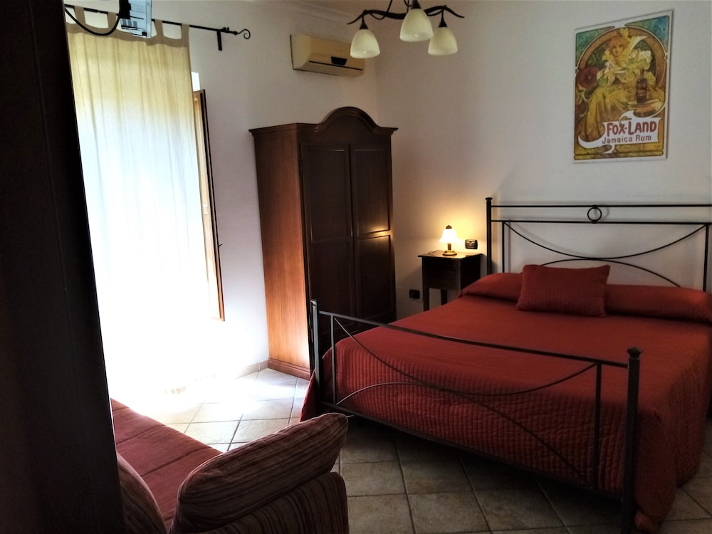 Superior Triple Room - Photo 1
