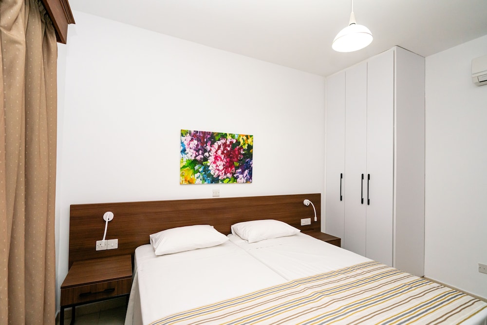 Superior Villa, 3 Bedrooms, Partial Sea View photo 2