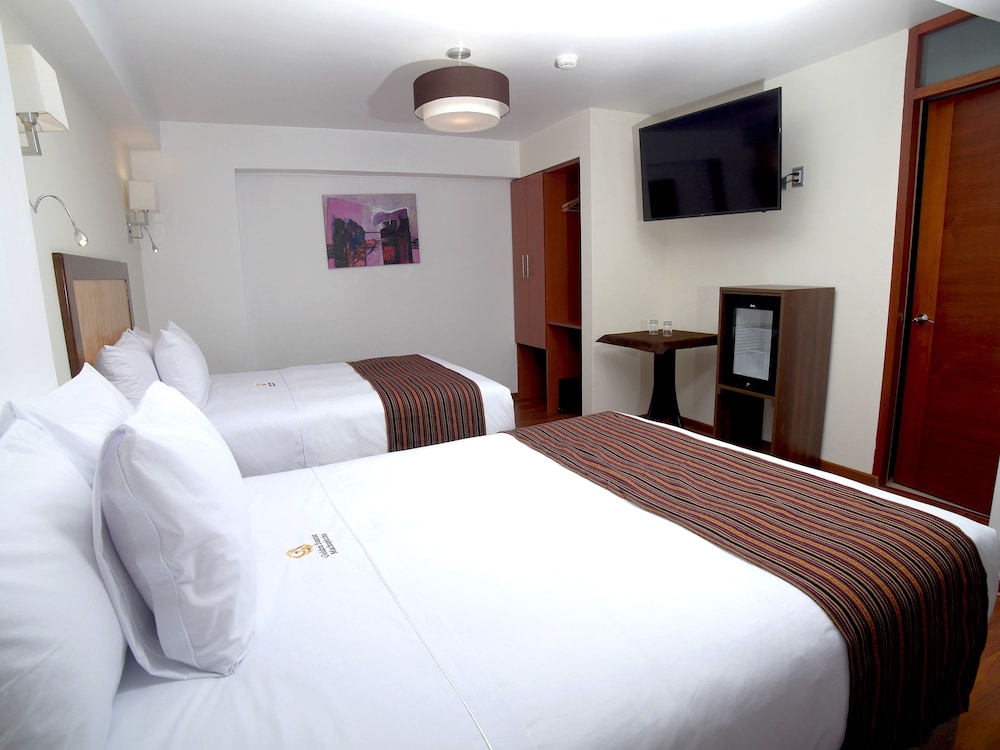 Superior Twin Room, 2 Double Beds photo 3
