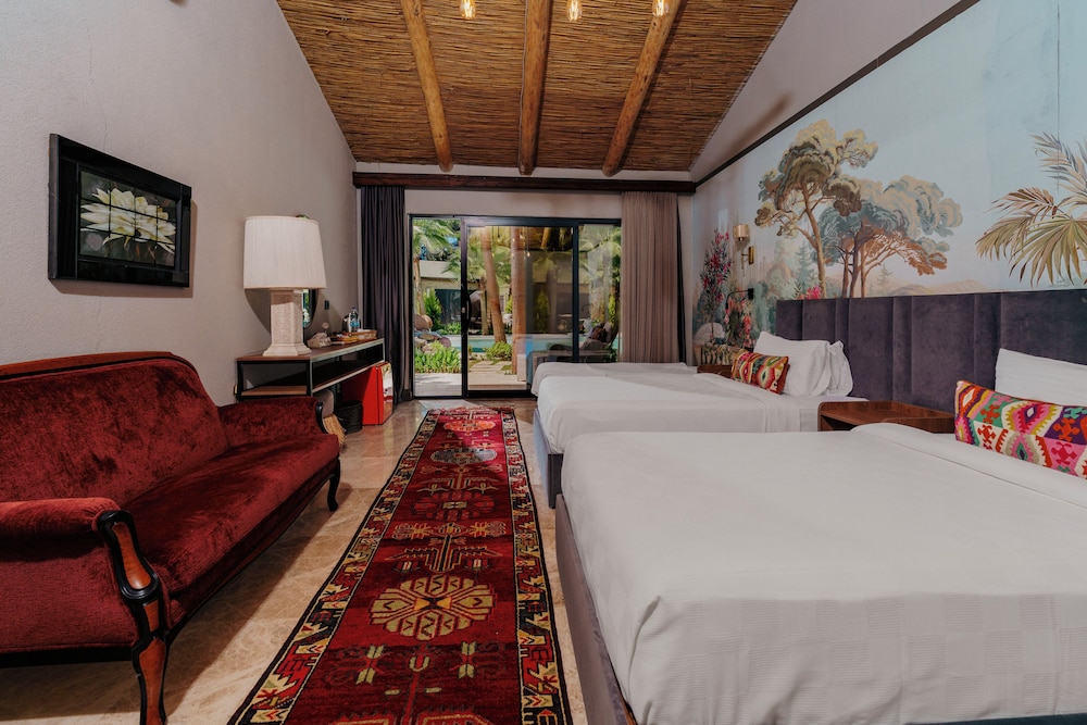 Design Triple Room