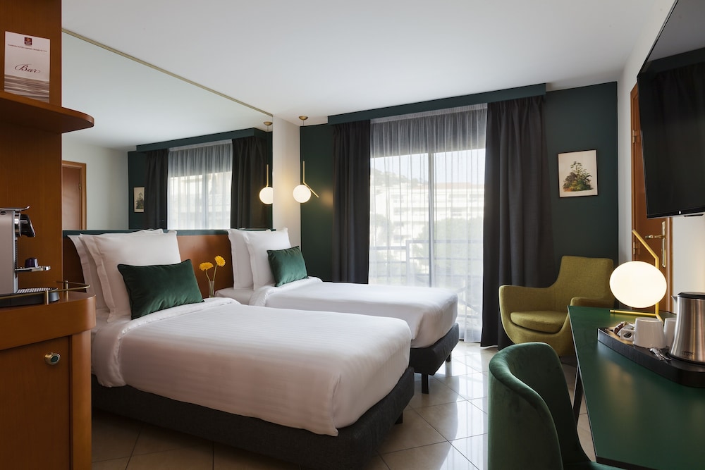 Comfort Room photo 2