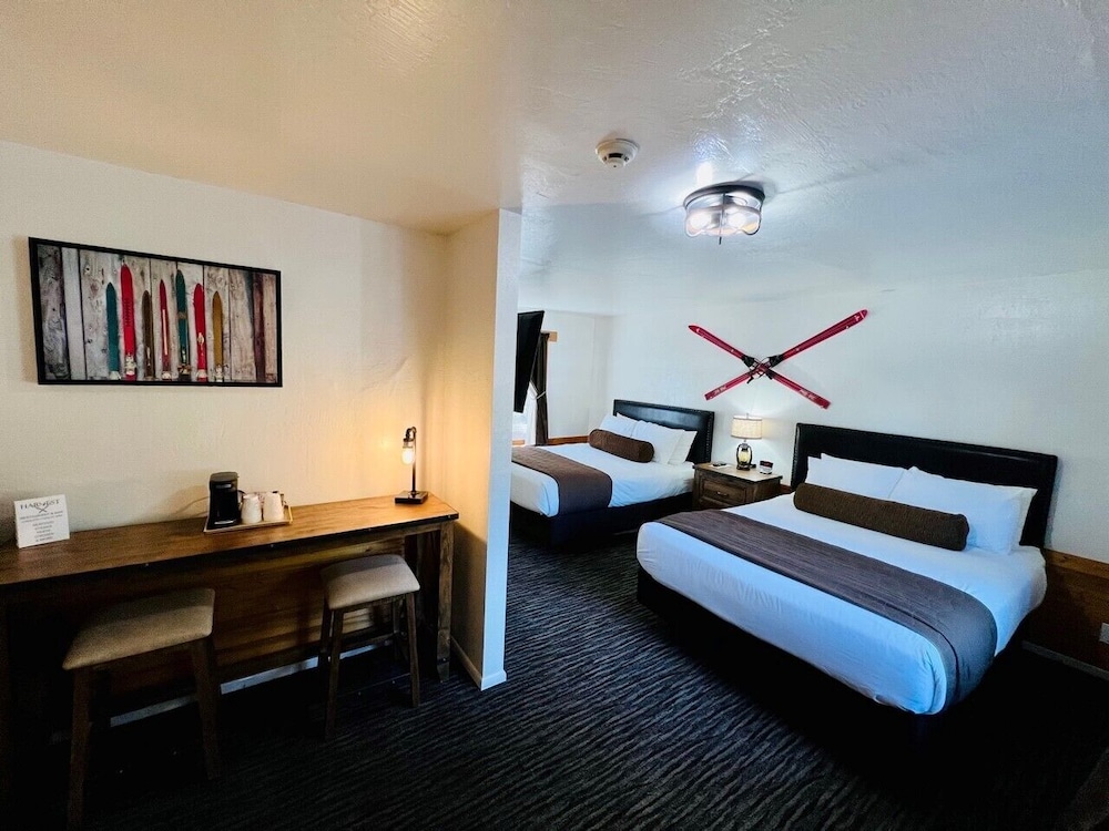 Double Room, 2 Queen Beds