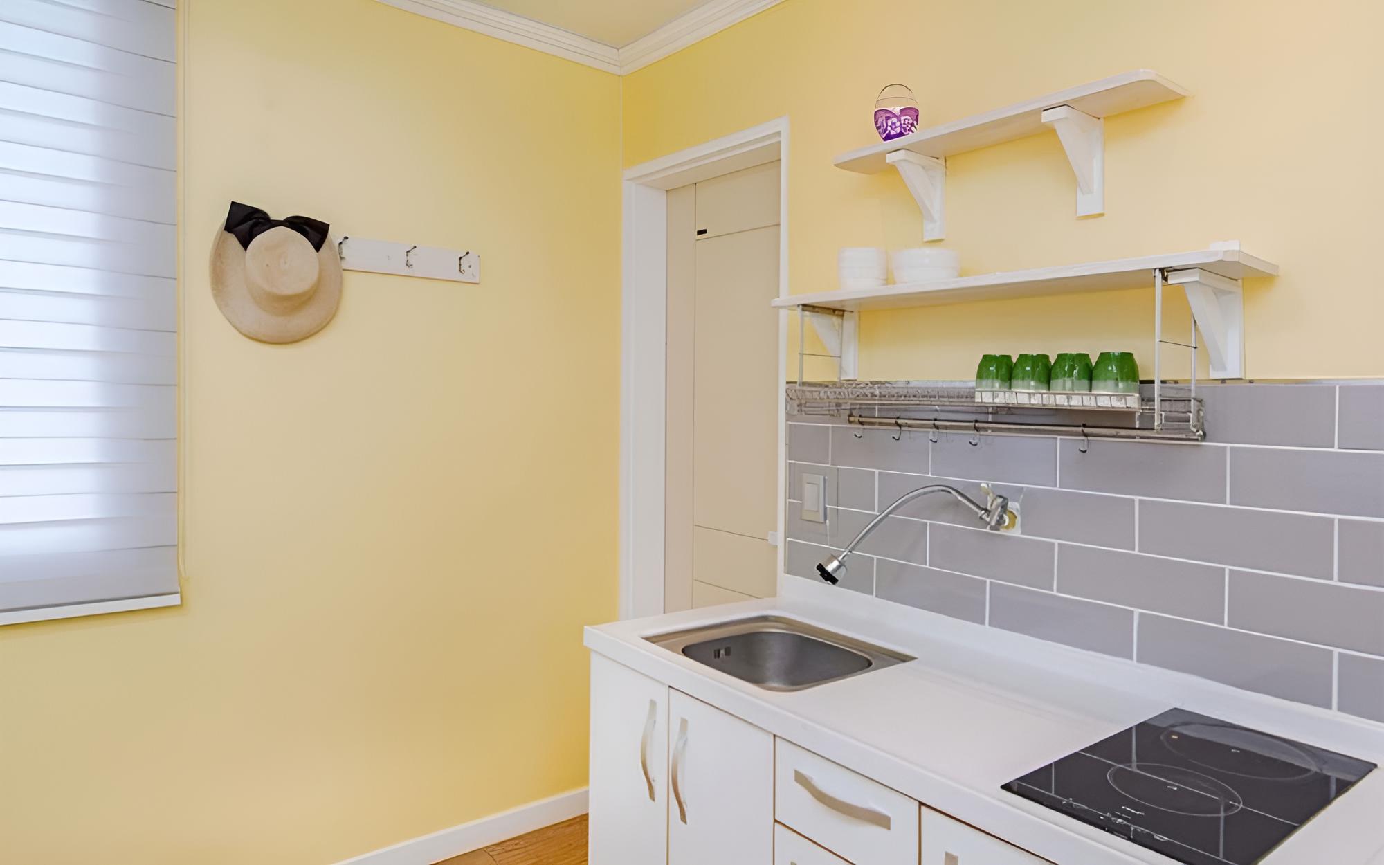 Room (Small Room (Ondol) -2)
