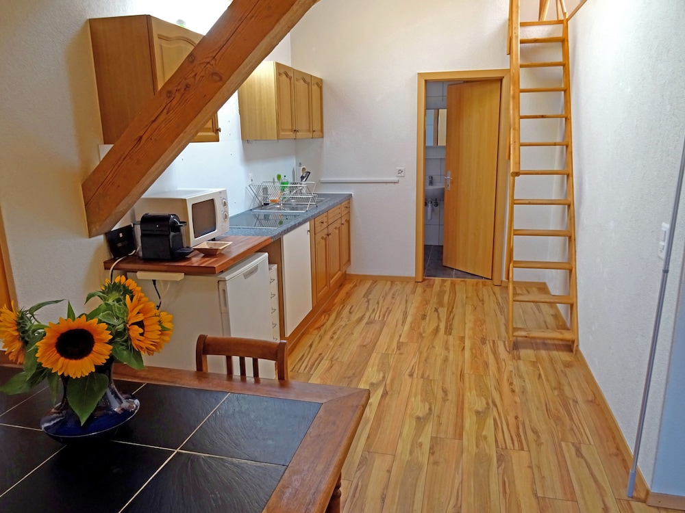 Exclusive Apartment, 3 Bedrooms, Park View, Garden Area photo 3