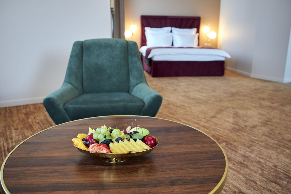 Luxury Room, Lanai, River View