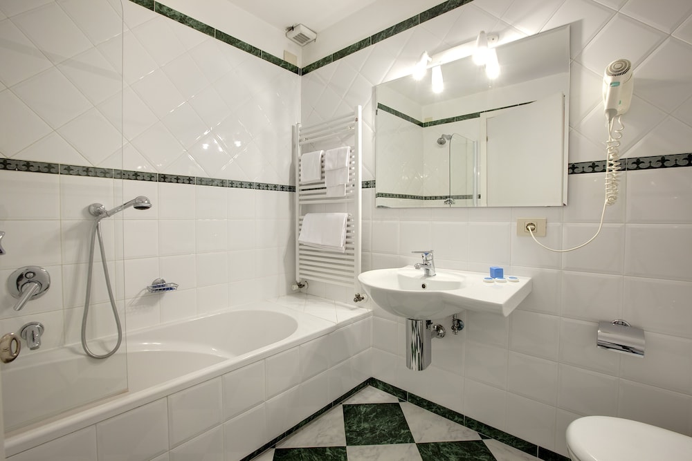Family Suite - Photo 3