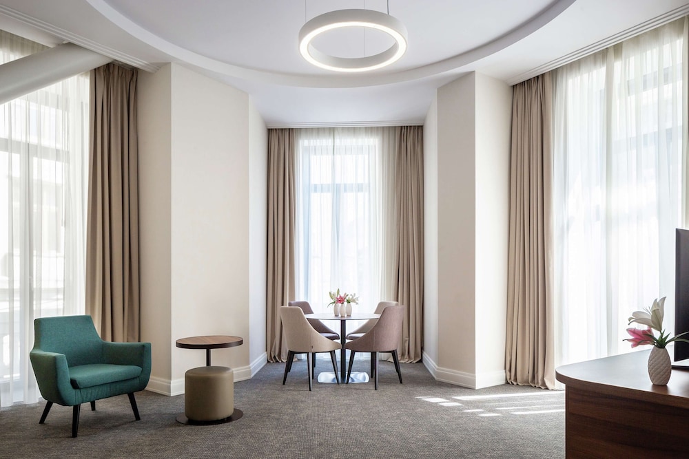 Suite, 1 Bedroom photo 1