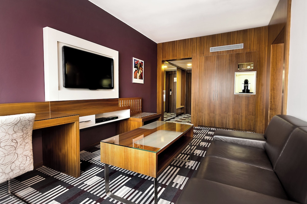Executive Studio Suite photo 2
