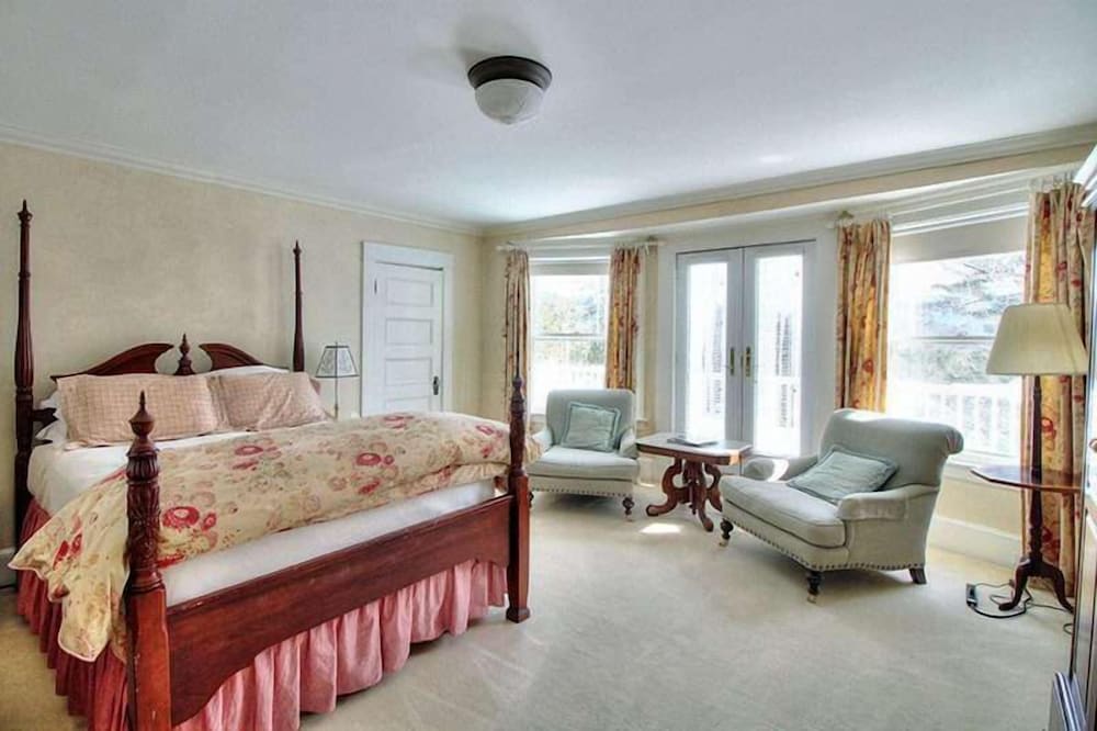 Standard Room, 1 Queen Bed, Non Smoking (English Country) photo 1