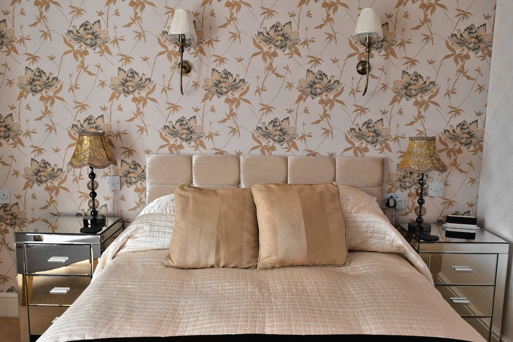Luxury Double Room, Ensuite, Sea View photo 2