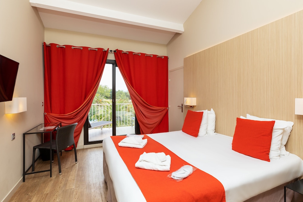 Triple Room, Balcony