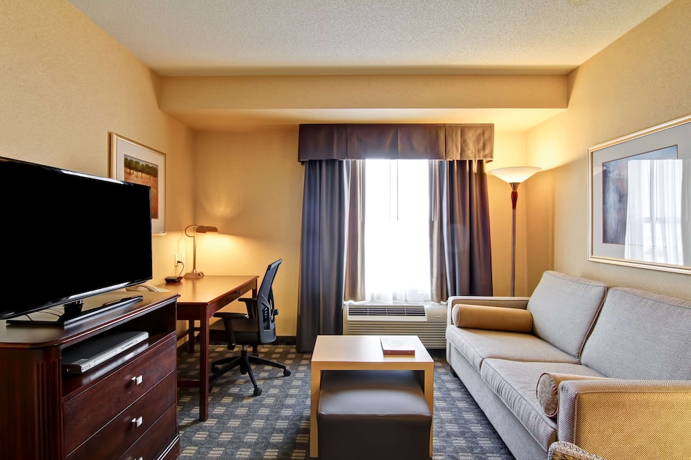 Suite, 1 King Bed, Accessible, Non Smoking