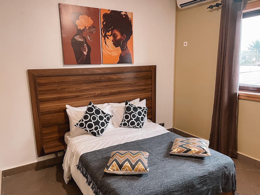 Elite Room
