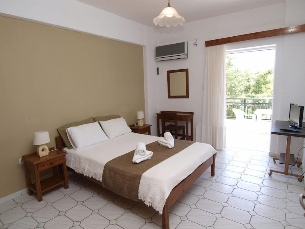 Apartment, 1 Bedroom (4 Guests) photo 1