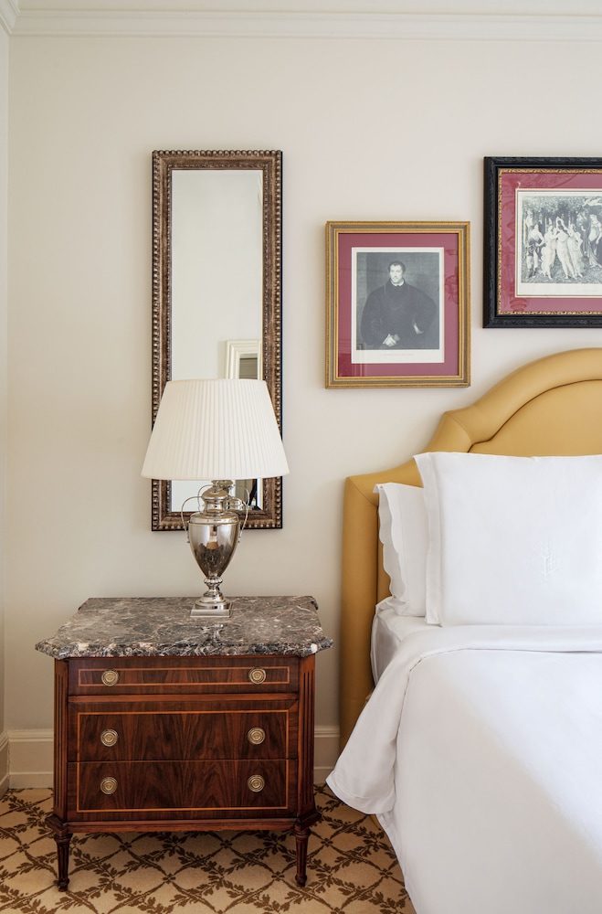 Premier Room, 2 Twin Beds - Photo 8