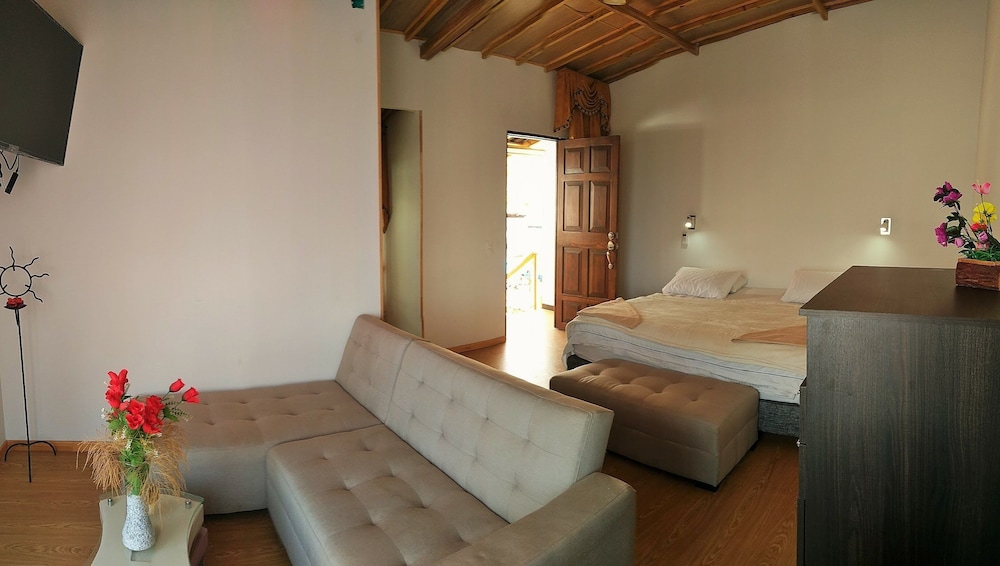 Elite Suite, Balcony, Poolside photo 2