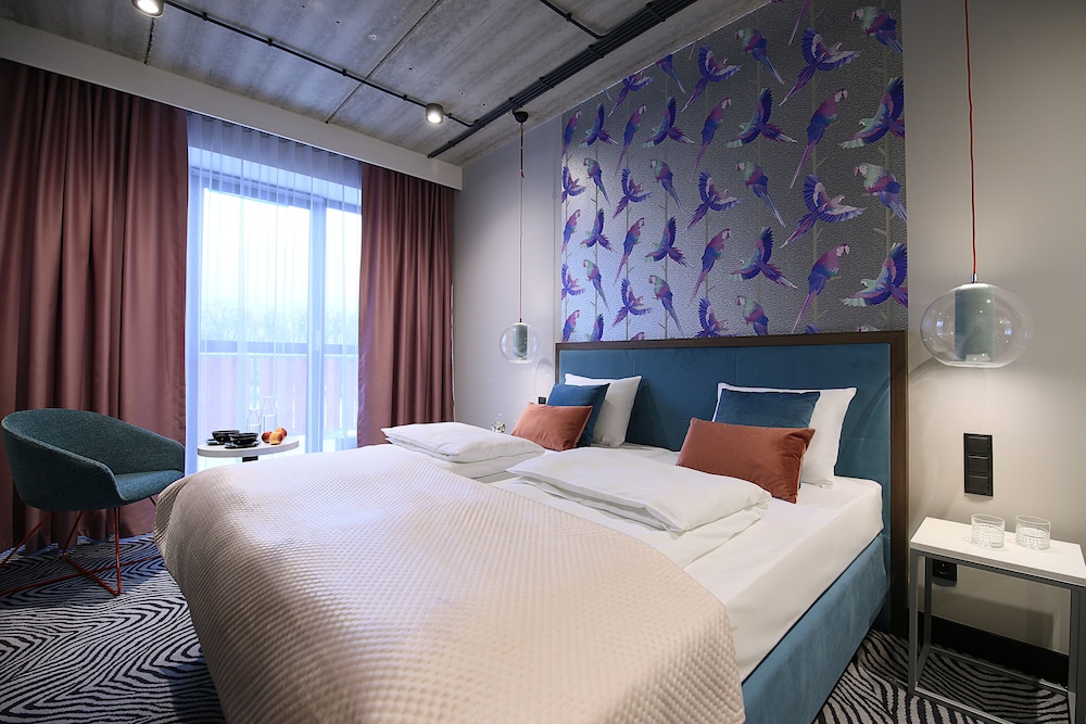 Deluxe Double Room - Photo 10