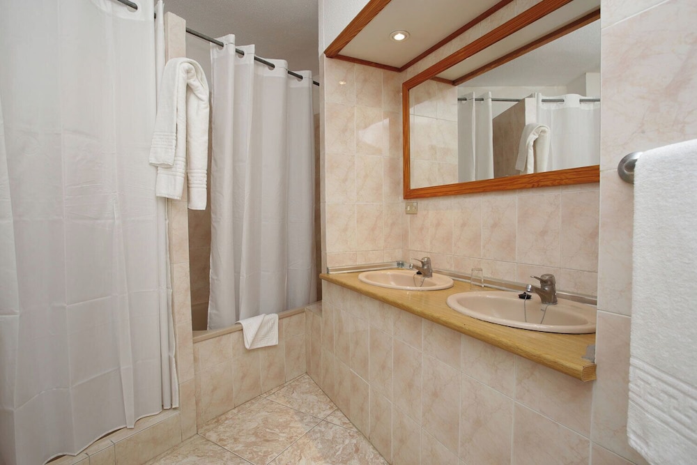Standard Apartment - Photo 5