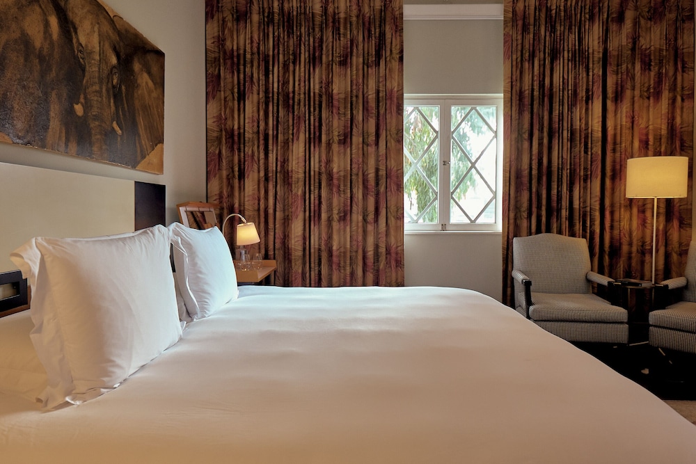 Superior Room, 1 Queen Bed, Garden View (CHARMING) photo 2