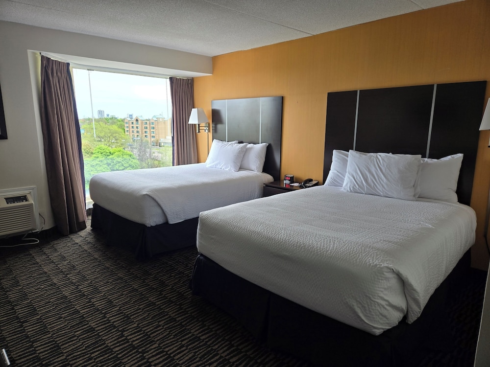 Superior Suite, 2 Queen Beds