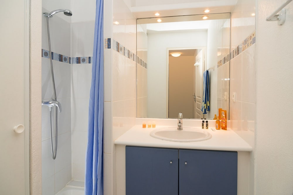 Apartment - Photo 4