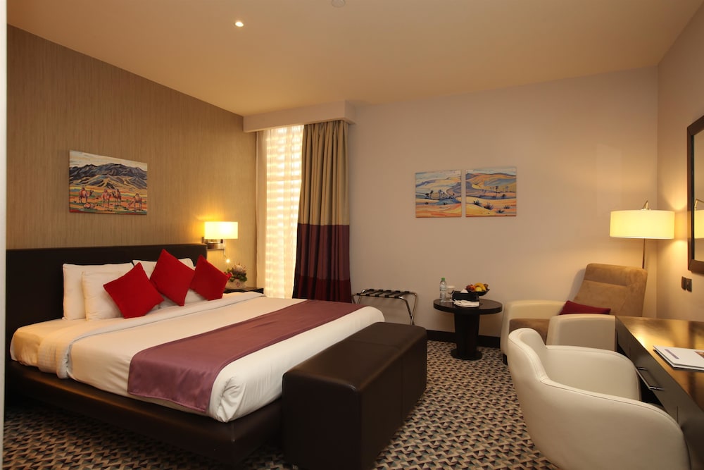 Standard Room, 1 King Bed - Photo 4