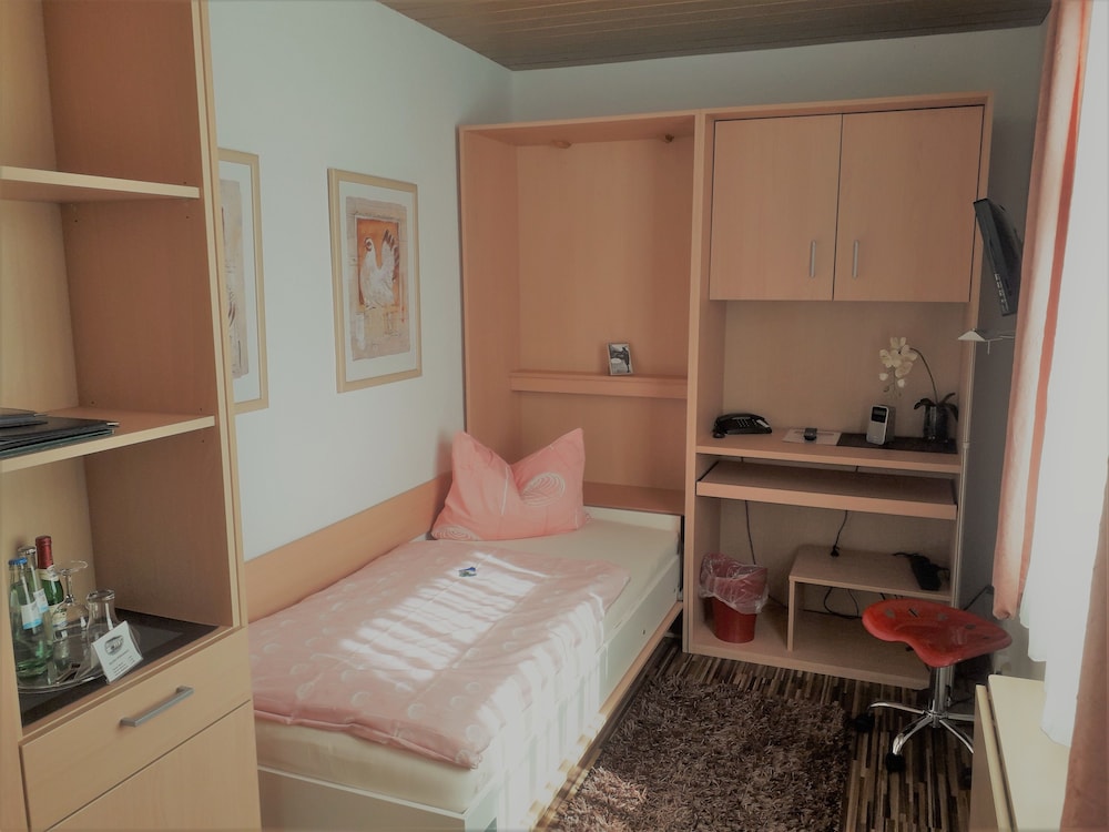 Single Room photo 1